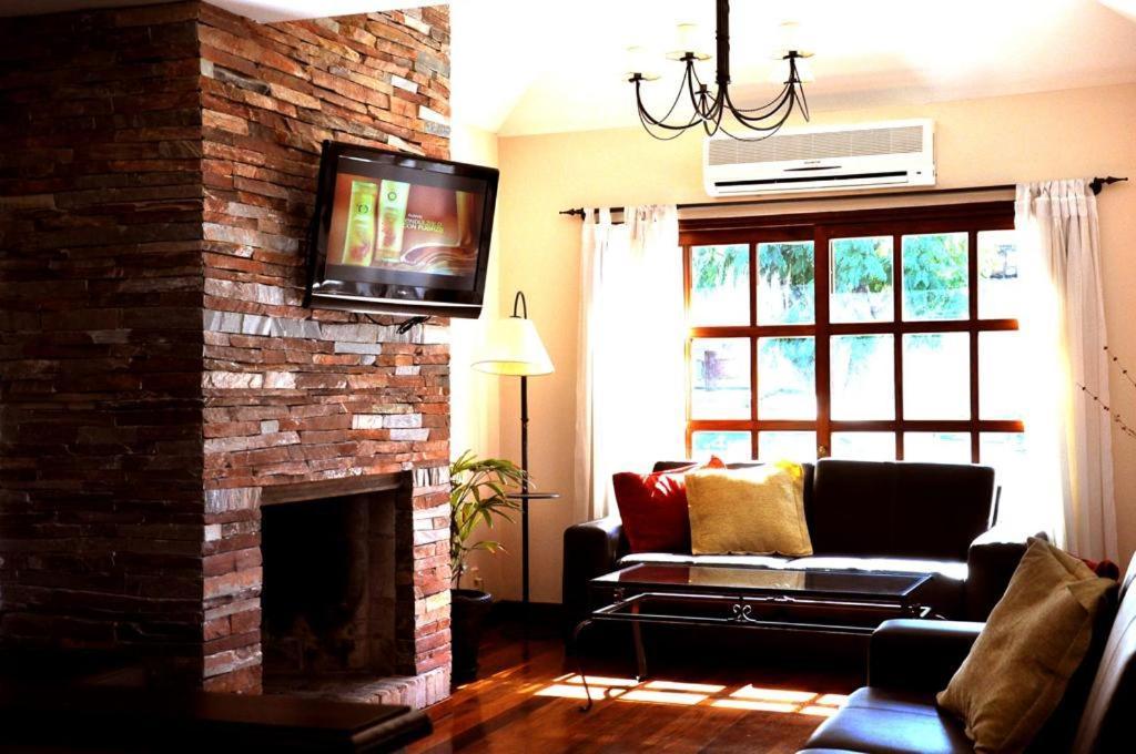 Ayres House Bed & Breakfast Colonia del Sacramento Exterior photo